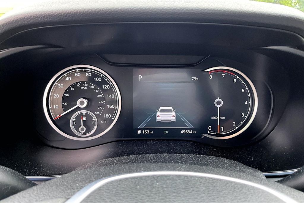Thumbnail: 2022 Genesis G70 - 13