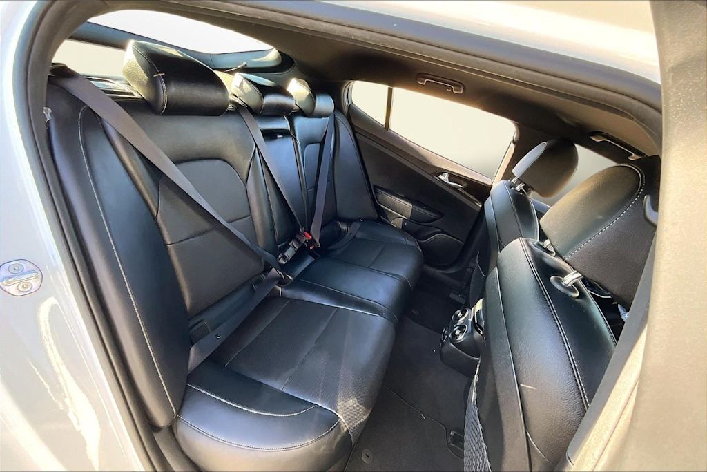 Thumbnail: 2022 Kia Stinger - 29