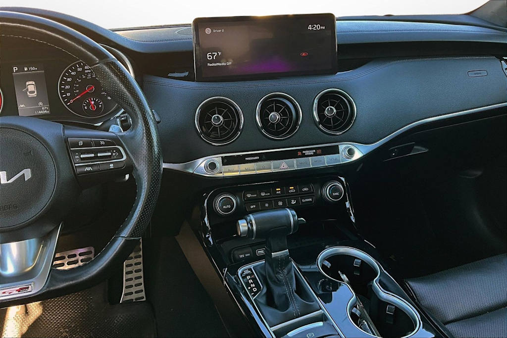 Thumbnail: 2022 Kia Stinger - 7