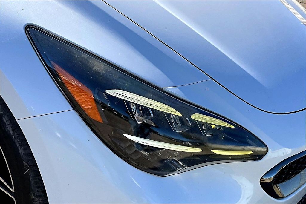 Thumbnail: 2022 Kia Stinger - 31