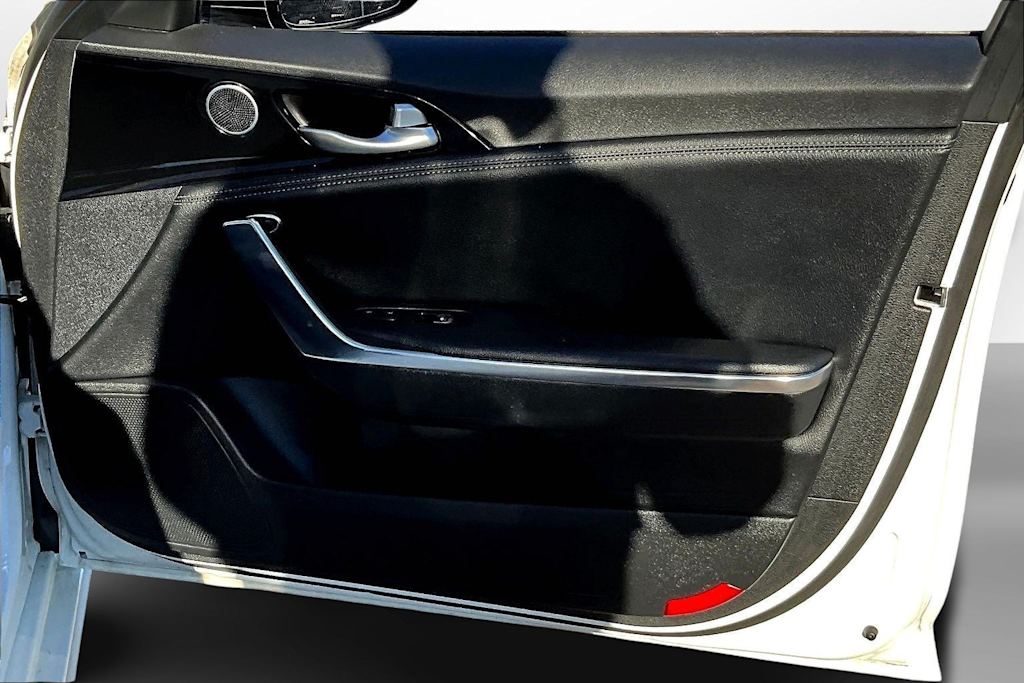 Thumbnail: 2022 Kia Stinger - 22