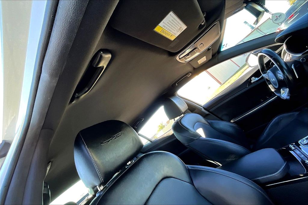 Thumbnail: 2022 Kia Stinger - 9