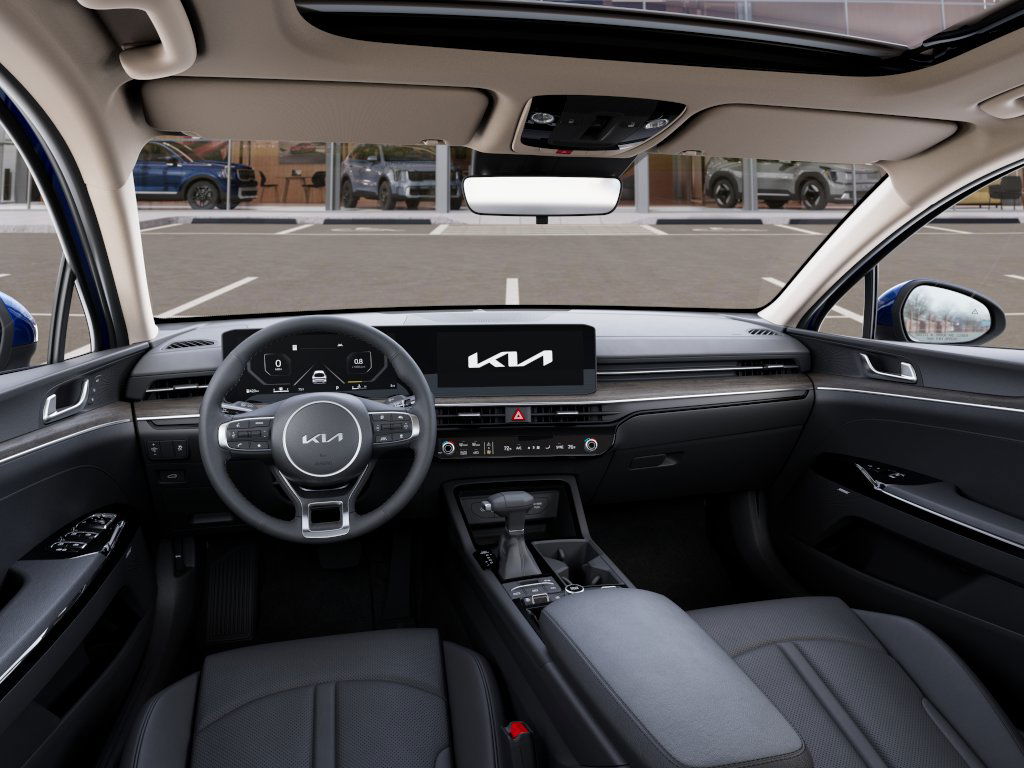 Thumbnail: 2025 Kia K5 - 2