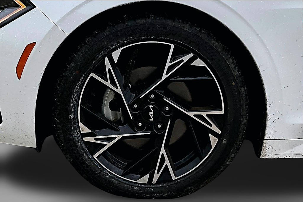 Thumbnail: 2025 Kia K5 - 6