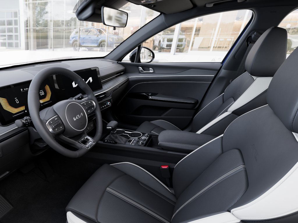 Thumbnail: 2026 Kia K5 - 8