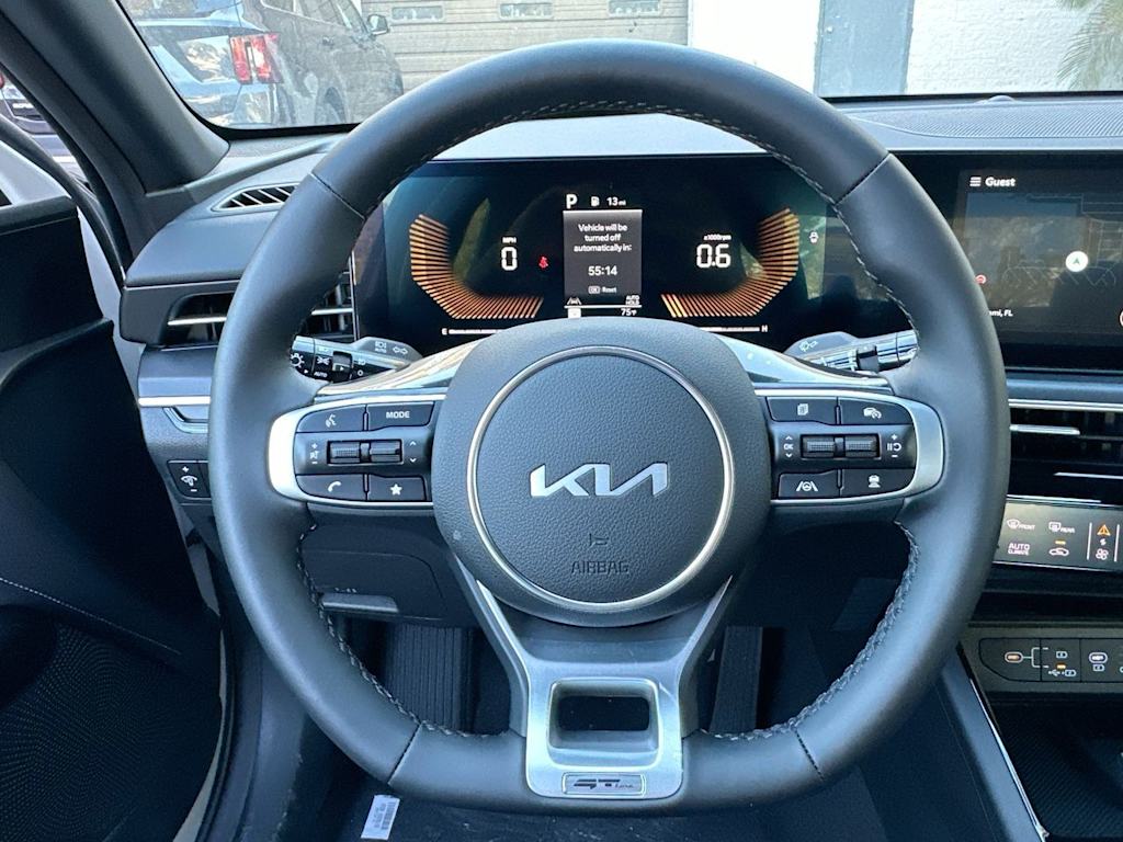 Thumbnail: 2025 Kia K5 - 10