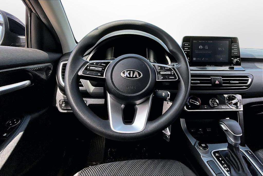 Thumbnail: 2021 Kia Seltos - 2