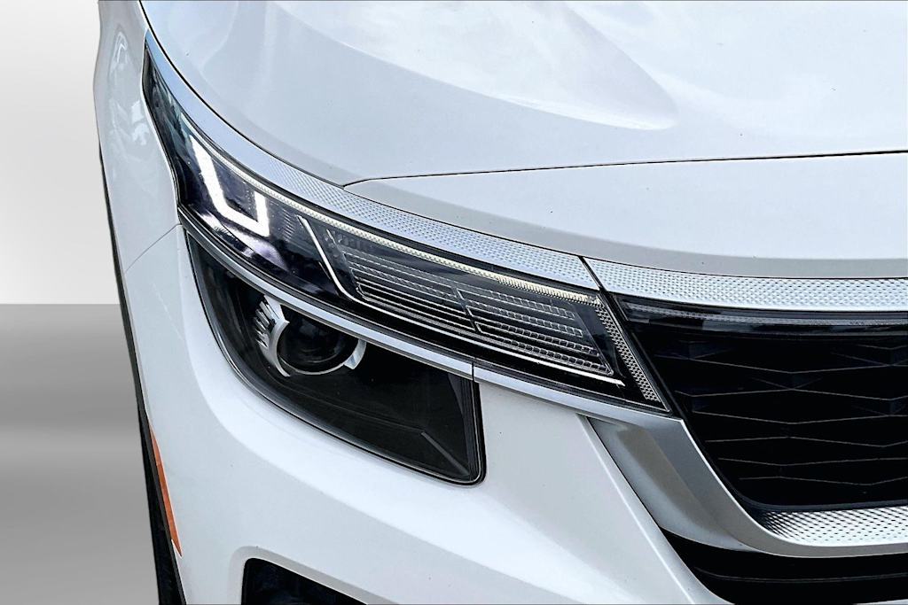 Thumbnail: 2021 Kia Seltos - 25