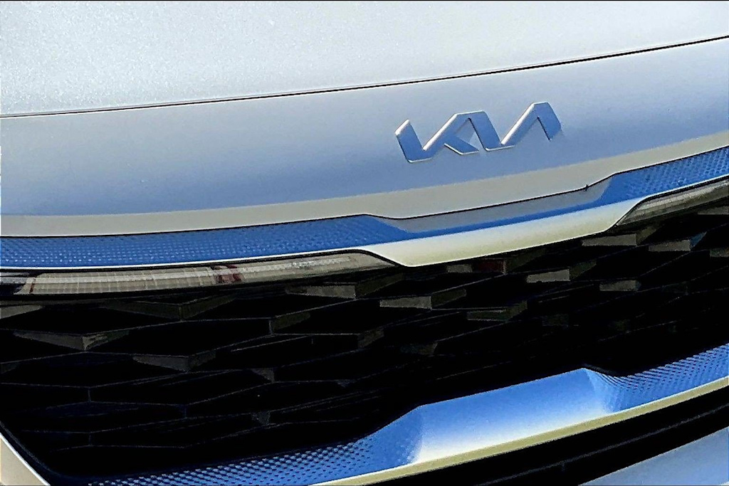 Thumbnail: 2023 Kia Seltos - 6