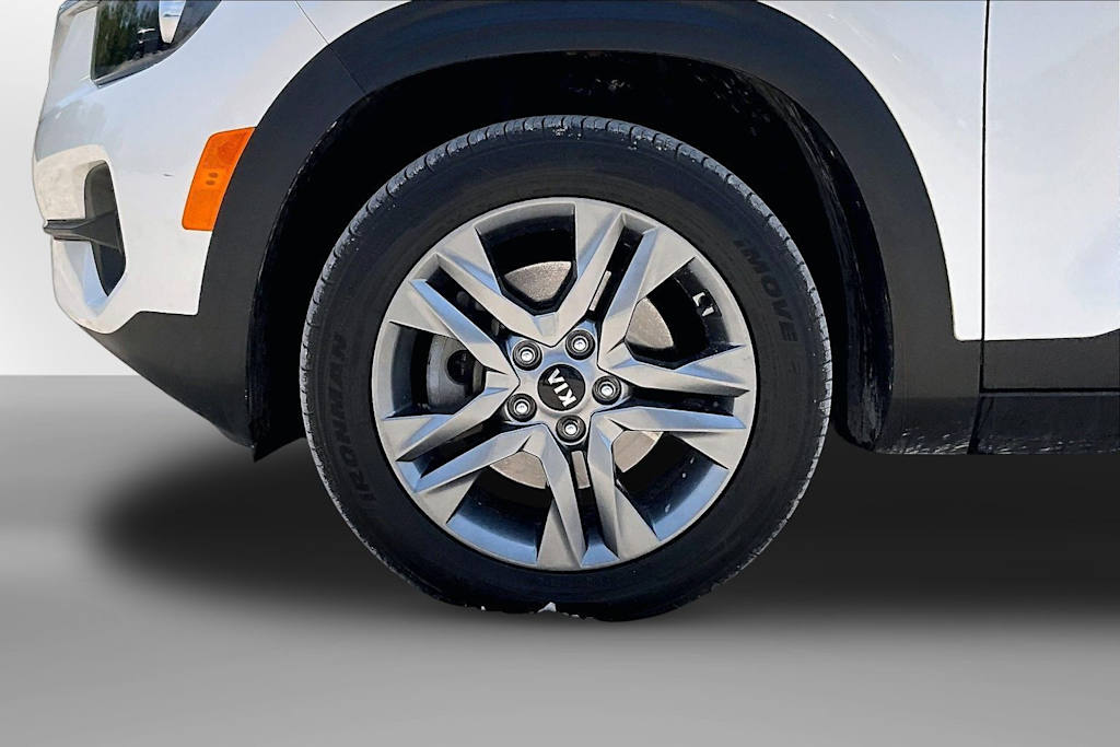 Thumbnail: 2021 Kia Seltos - 7