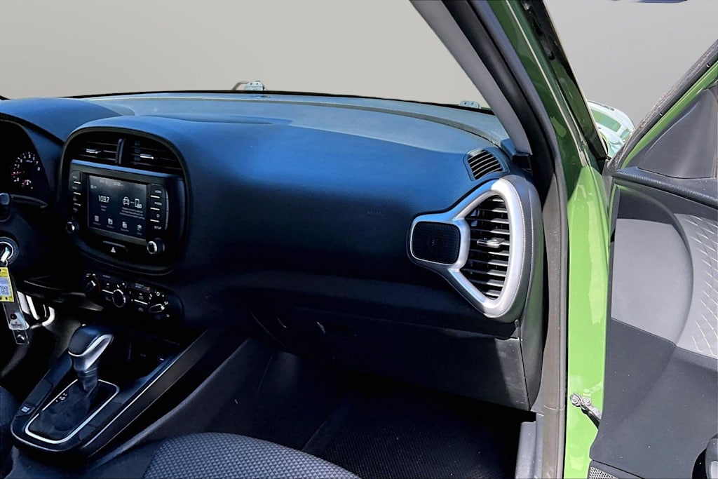 Thumbnail: 2020 Kia Soul - 14