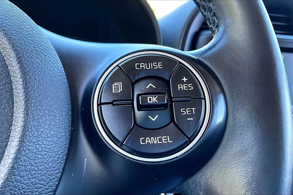 Thumbnail: 2020 Kia Soul - 22