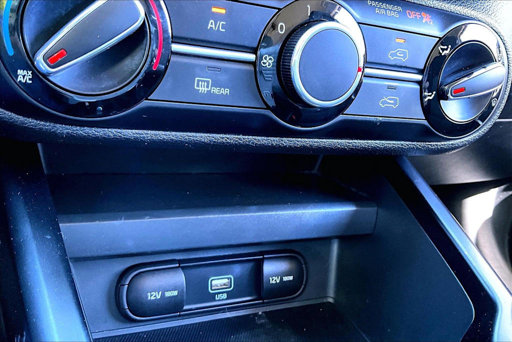 Thumbnail: 2020 Kia Soul - 24