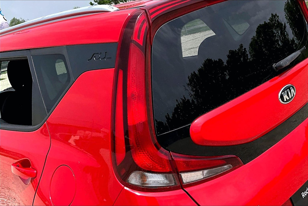 Thumbnail: 2020 Kia Soul - 26
