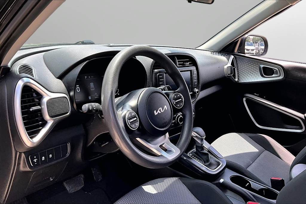 Thumbnail: 2023 Kia Soul - 7