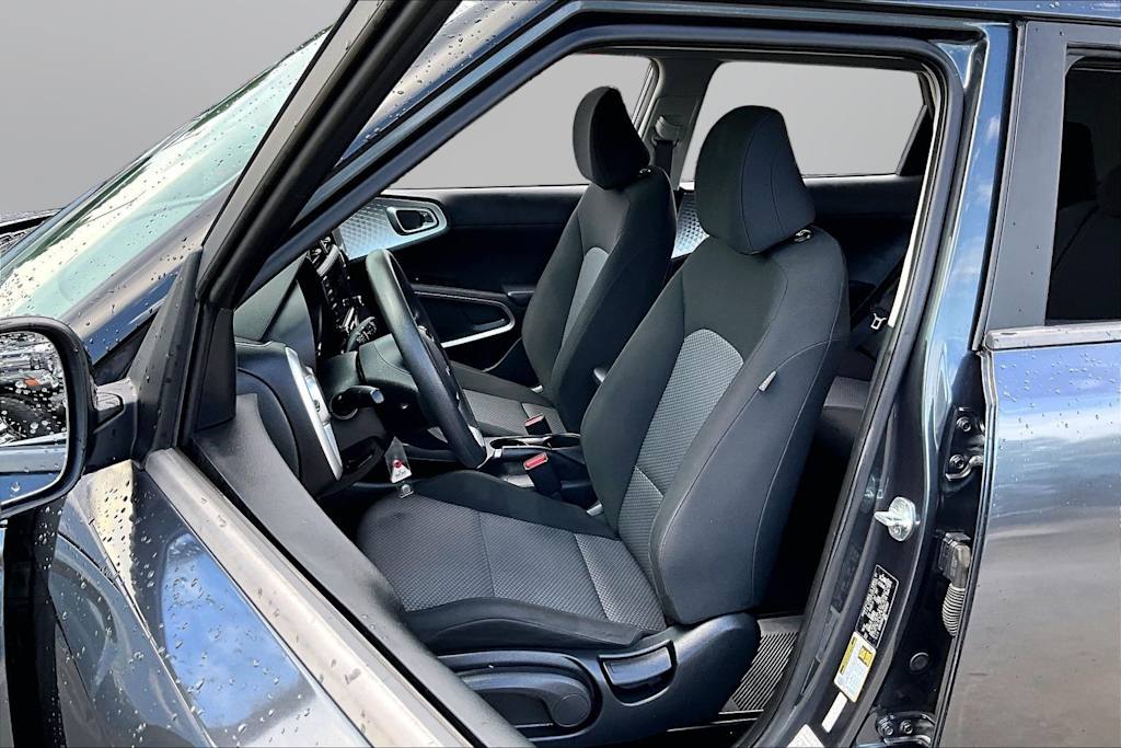 Thumbnail: 2022 Kia Soul - 8