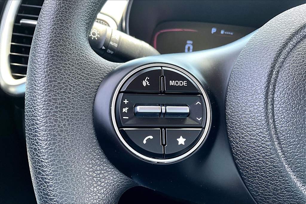 Thumbnail: 2025 Kia Soul - 21