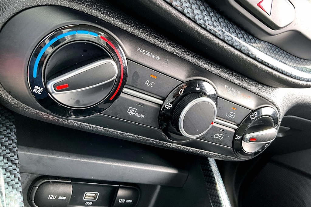 Thumbnail: 2020 Kia Soul - 25
