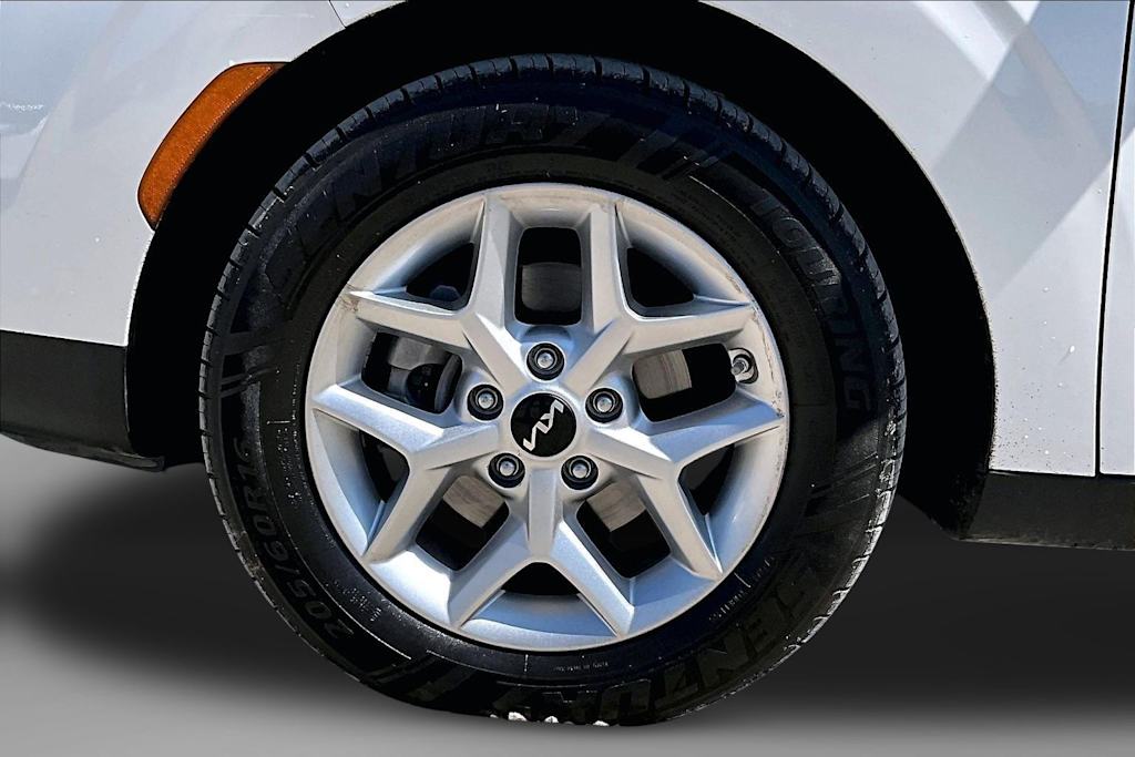 Thumbnail: 2022 Kia Soul - 5