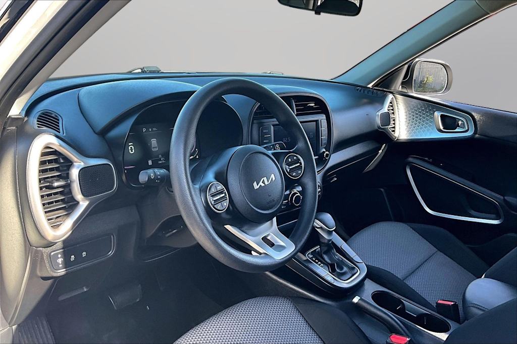 Thumbnail: 2023 Kia Soul - 7