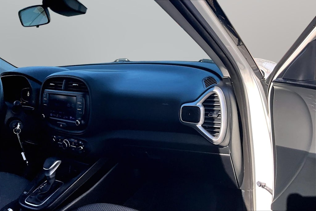 Thumbnail: 2023 Kia Soul - 12