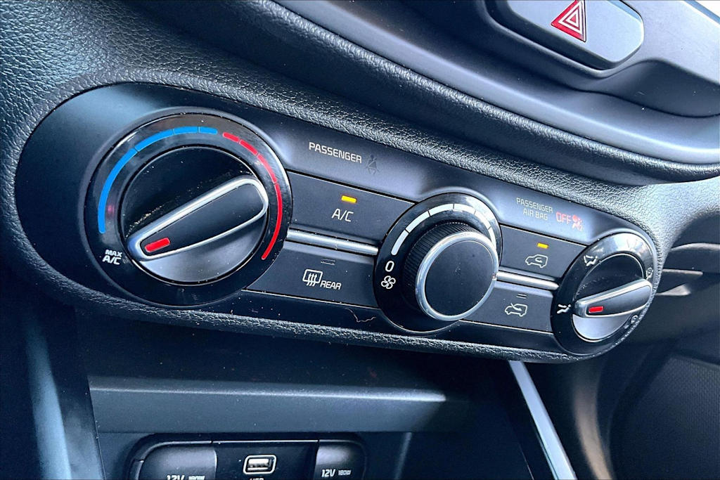 Thumbnail: 2023 Kia Soul - 25