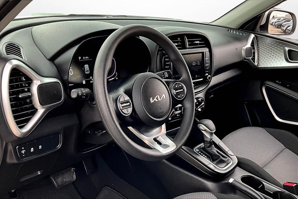 Thumbnail: 2023 Kia Soul - 10