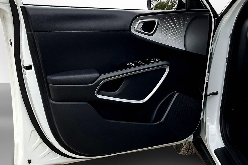 Thumbnail: 2023 Kia Soul - 22