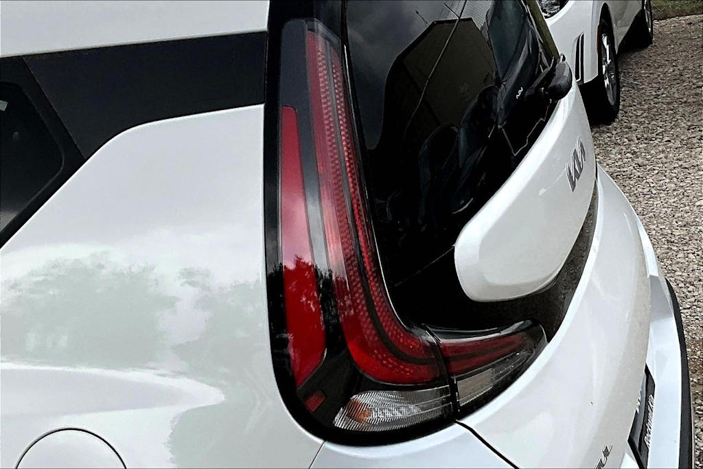 Thumbnail: 2023 Kia Soul - 31
