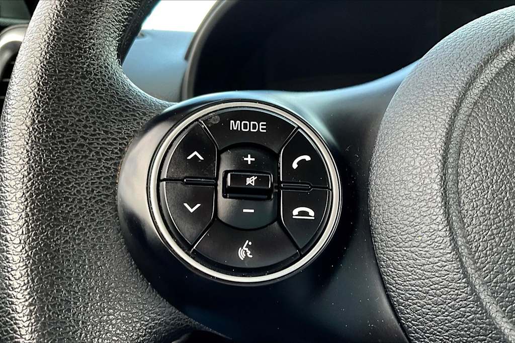 Thumbnail: 2020 Kia Soul - 16