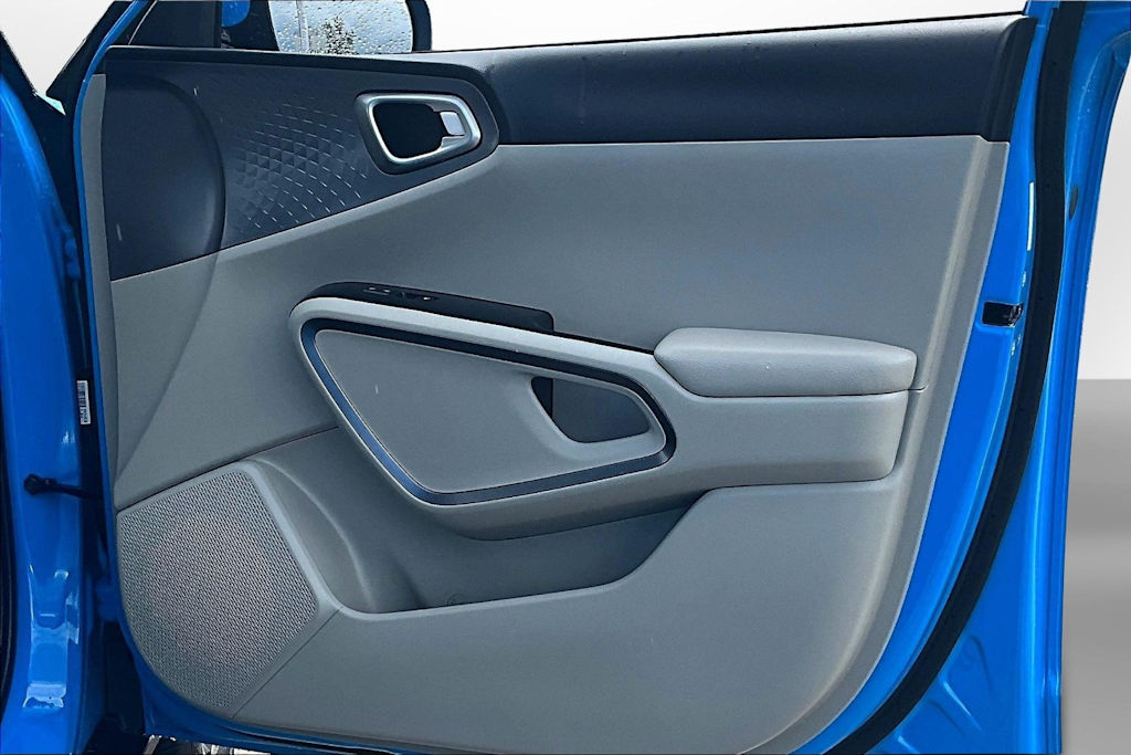 2024 Kia Soul EX 23