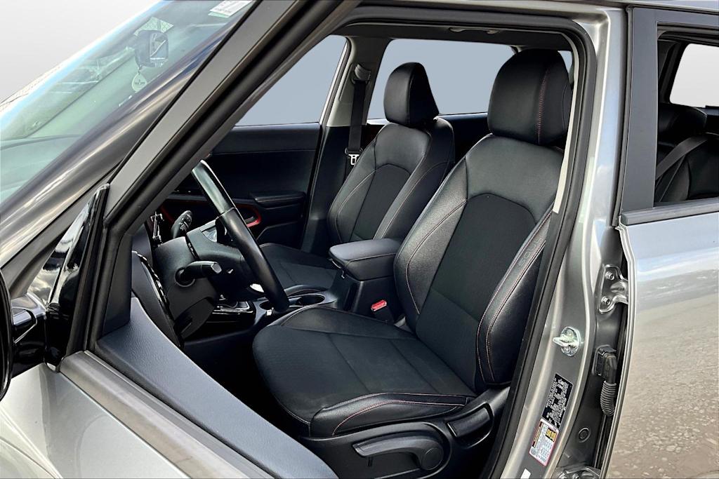 Thumbnail: 2023 Kia Soul - 8