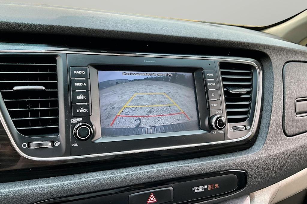 Thumbnail: 2021 Kia Sedona - 23