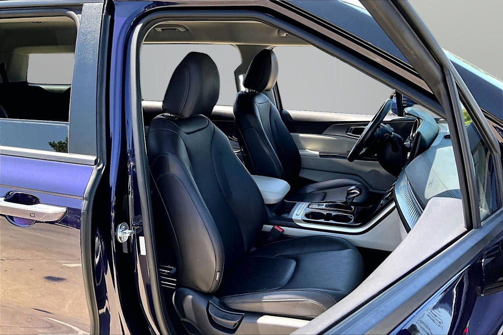 Thumbnail: 2024 Kia Carnival - 8