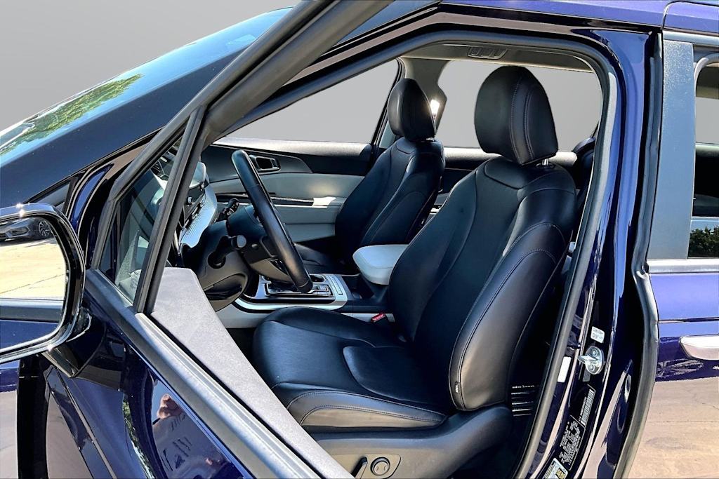Thumbnail: 2024 Kia Carnival - 10