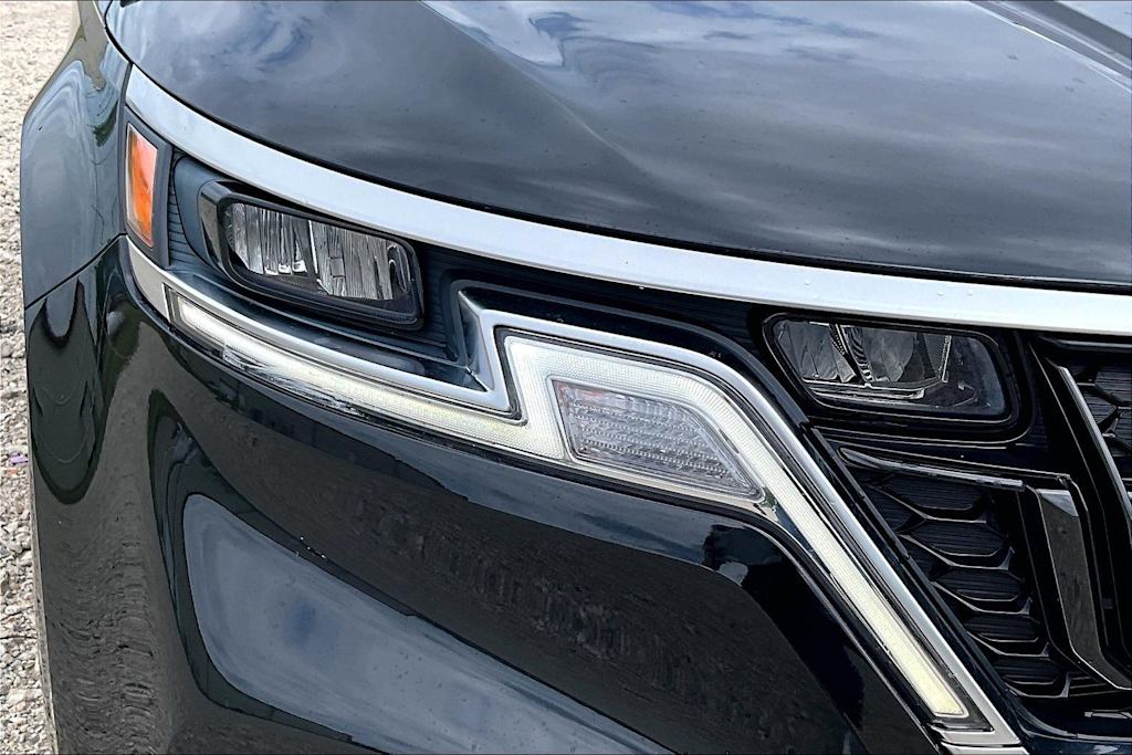 Thumbnail: 2022 Kia Carnival - 22