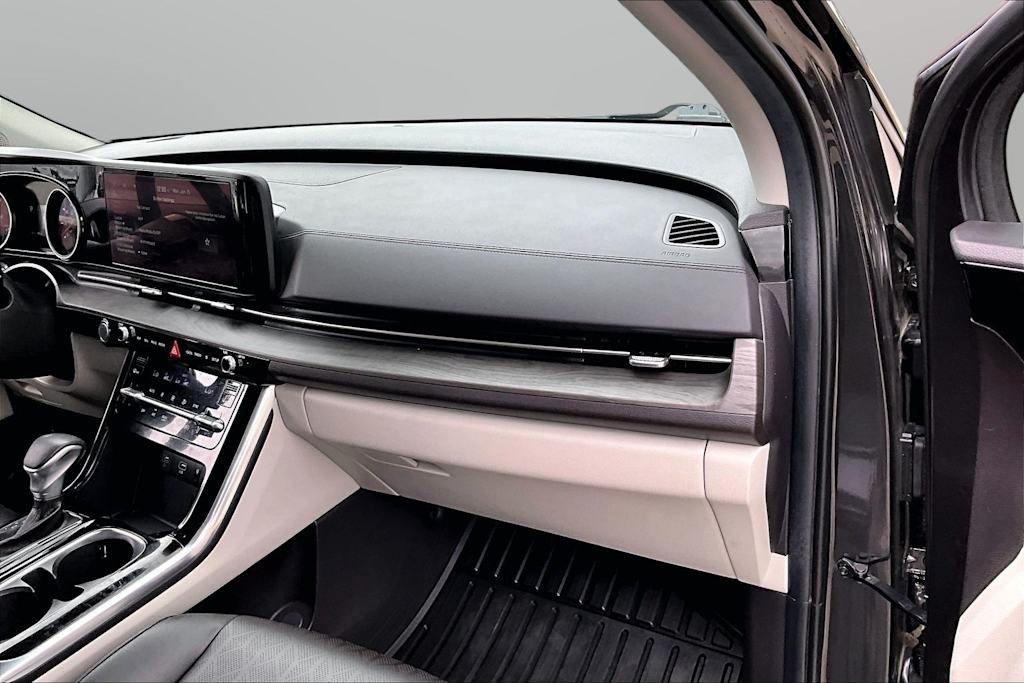Thumbnail: 2024 Kia Carnival - 12