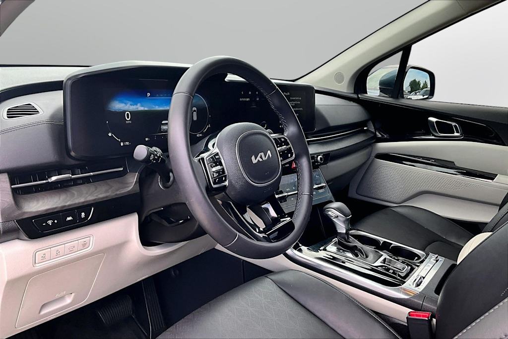Thumbnail: 2024 Kia Carnival - 6