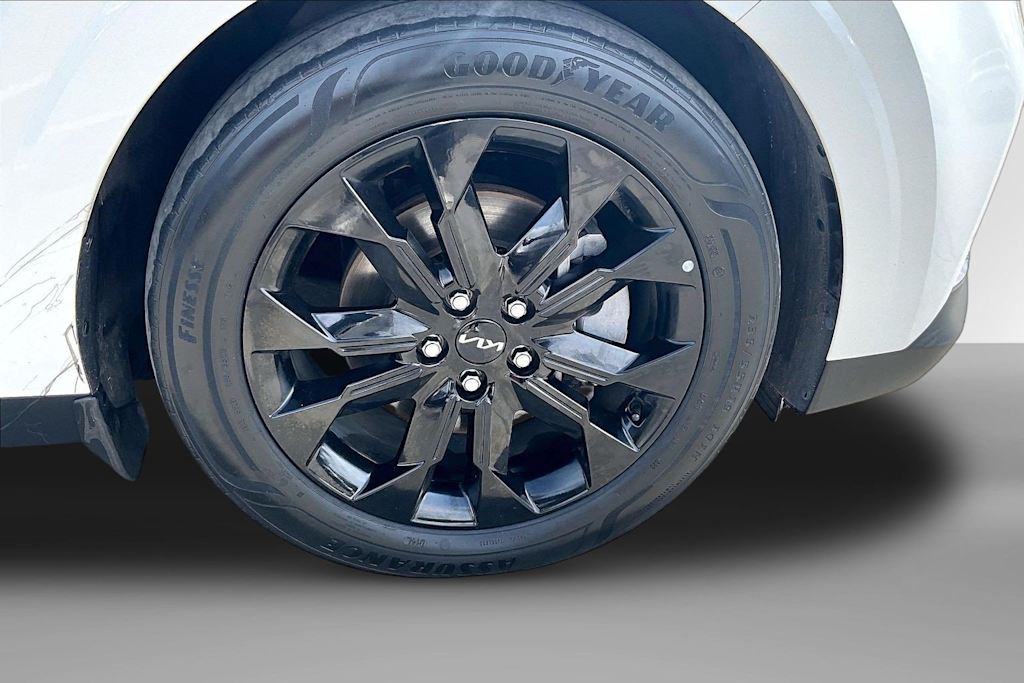 Thumbnail: 2024 Kia Carnival - 7