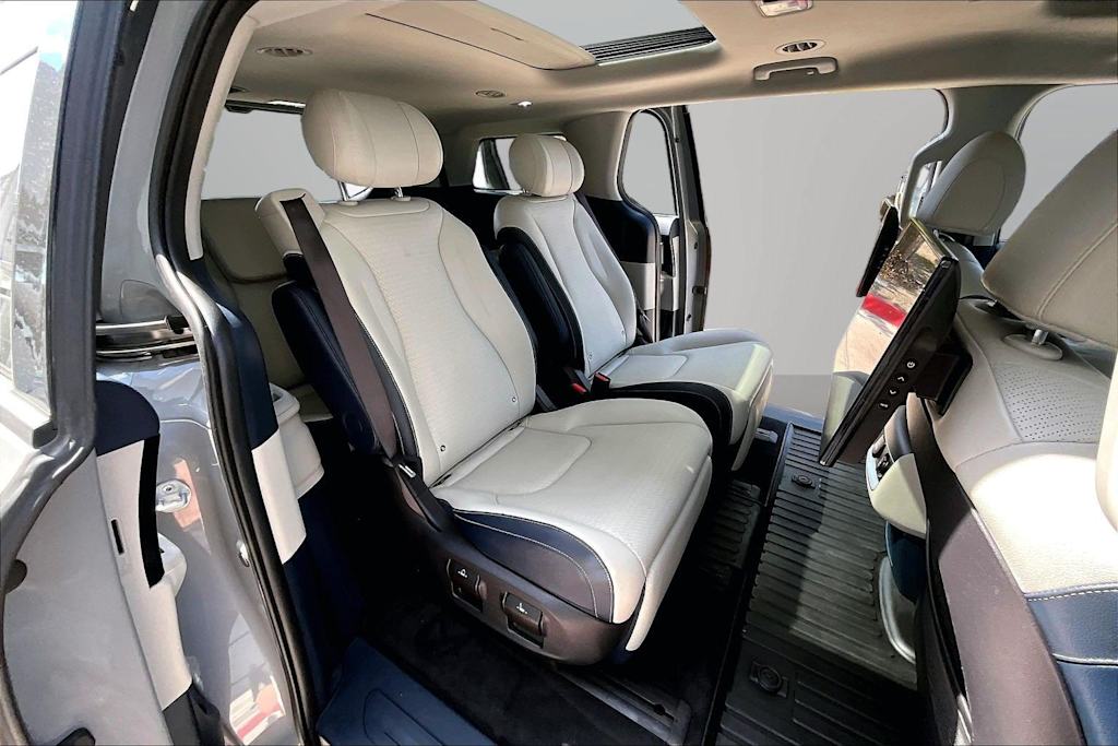 Thumbnail: 2025 Kia Carnival - 27