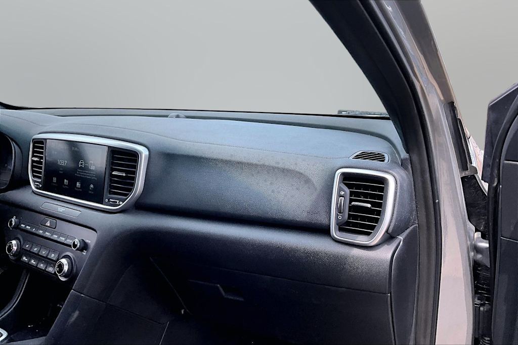 Thumbnail: 2021 Kia Sportage - 16