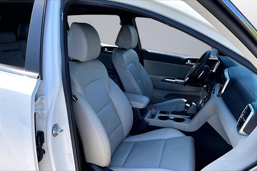 Thumbnail: 2020 Kia Sportage - 9