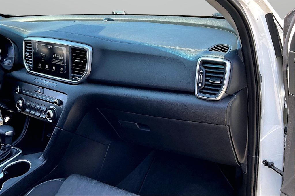 Thumbnail: 2020 Kia Sportage - 19