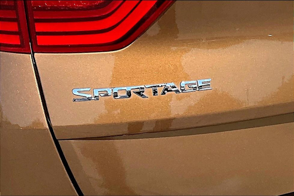 Thumbnail: 2017 Kia Sportage - 6