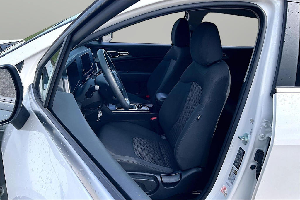 Thumbnail: 2023 Kia Sportage - 9
