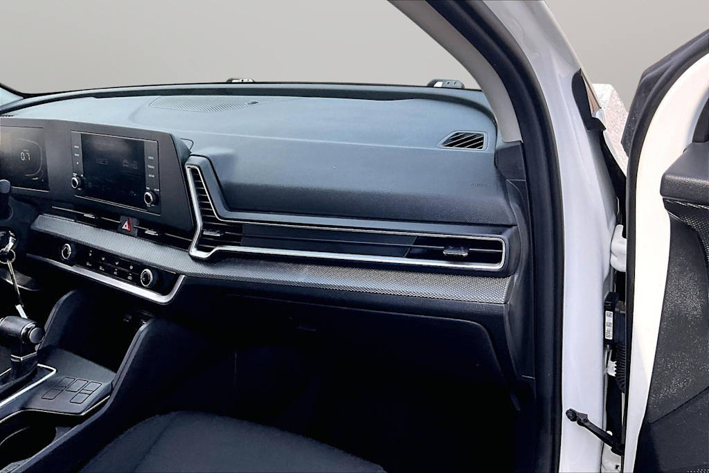 Thumbnail: 2023 Kia Sportage - 12