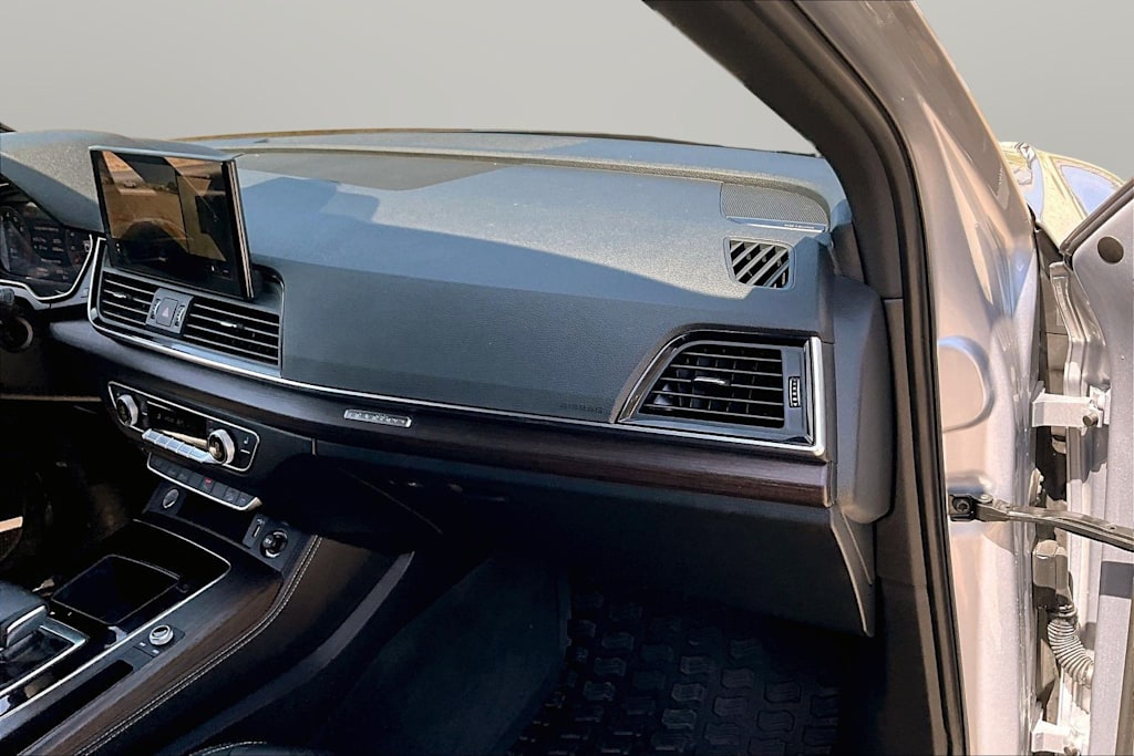 Thumbnail: 2022 Audi Q5 - 19