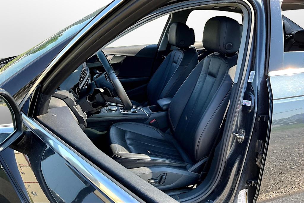Thumbnail: 2018 Audi A4 - 29