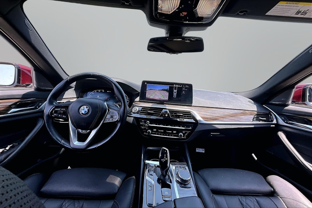 Thumbnail: 2023 BMW 5 Series - 11
