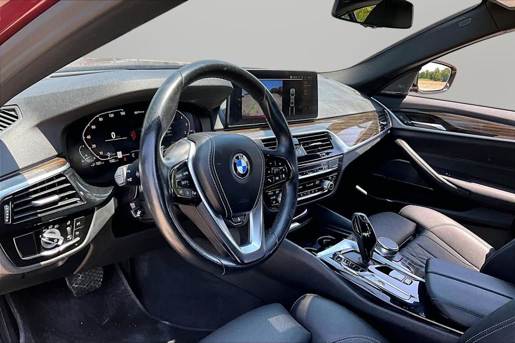 Thumbnail: 2023 BMW 5 Series - 7